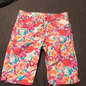 Children’s place floral capris